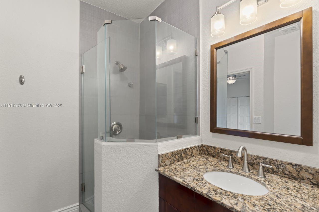 PROGRESSO - Residential Lease