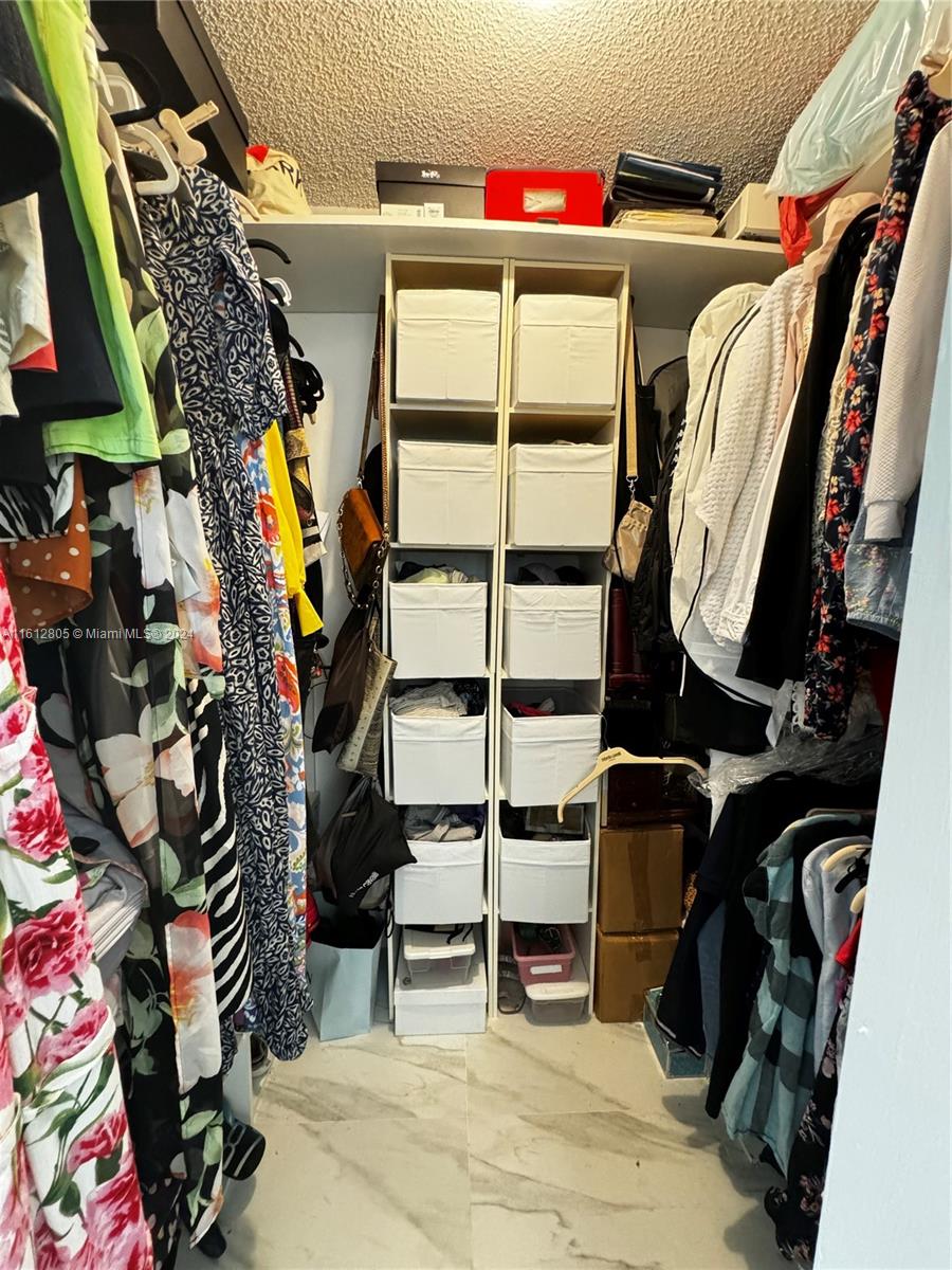 RACQUET CLUB APARTMENTS A - Residential