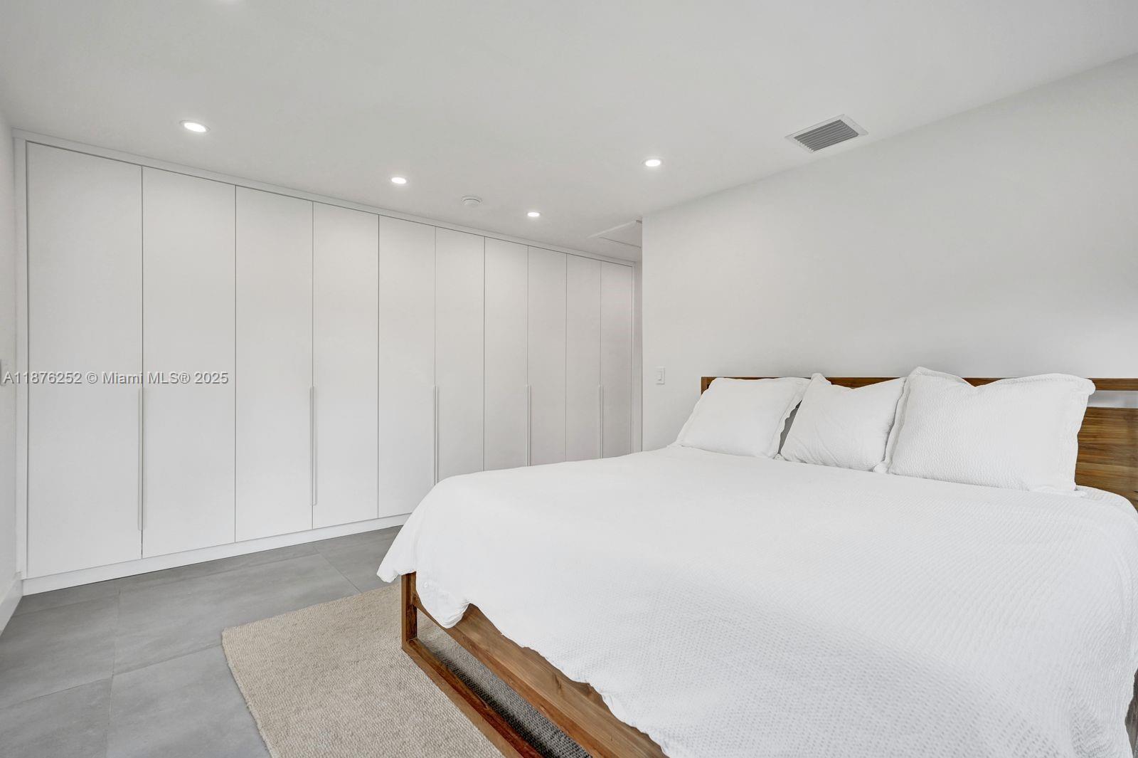 KENDALE SOUTH SEC 3 PART - Residential