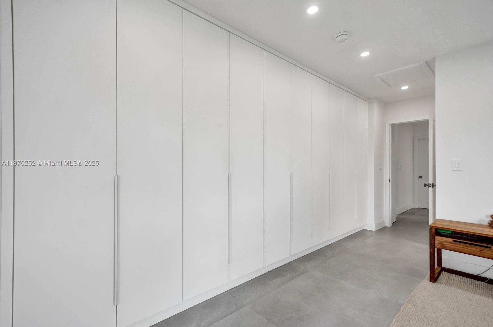 KENDALE SOUTH SEC 3 PART - Residential