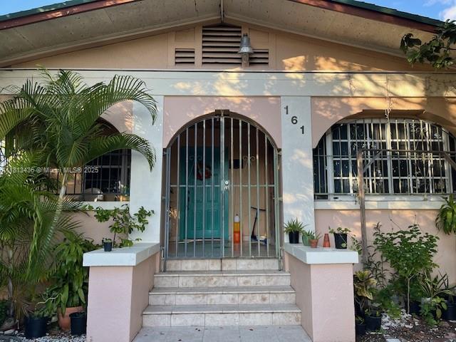 161 Nw 35th St, House, Miami, Broward County, Florida - 3 Bedrooms  
2 Bathrooms - 