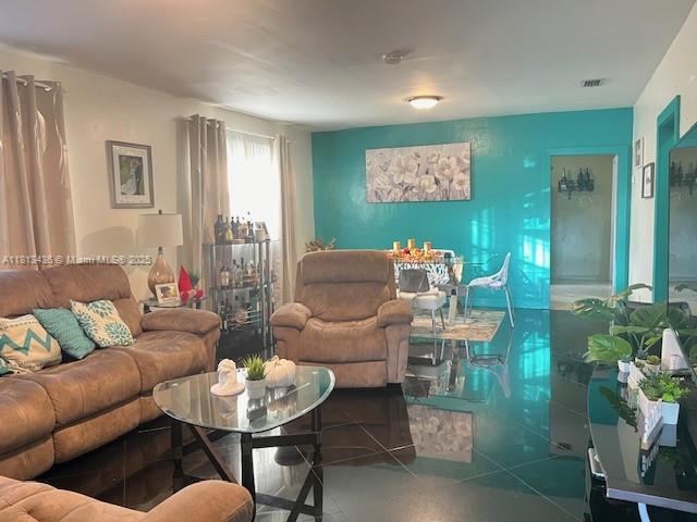 161 NW 35th St House
