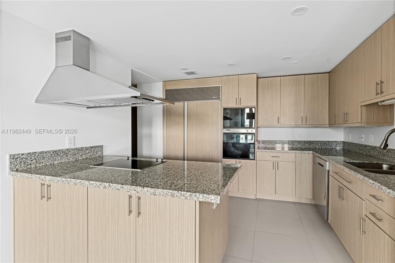 SANTA MARIA CONDO - Residential Lease