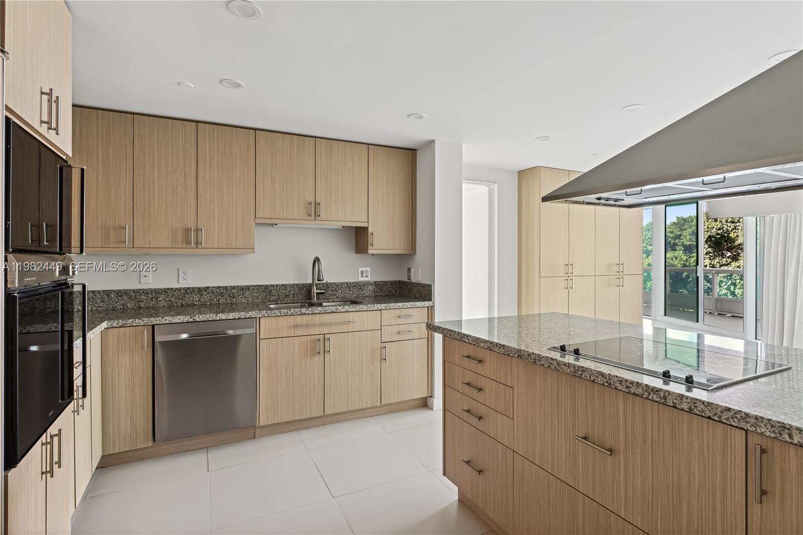 SANTA MARIA CONDO - Residential Lease