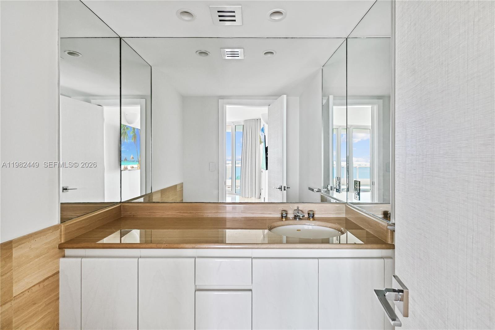 SANTA MARIA CONDO - Residential Lease