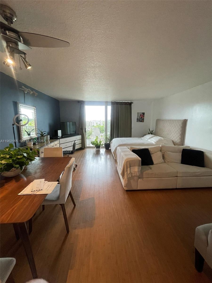 THREE HORIZONS EAST CONDO - Residential