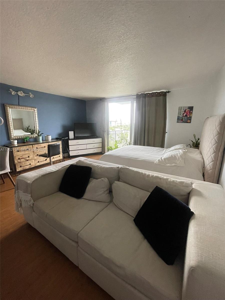 THREE HORIZONS EAST CONDO - Residential