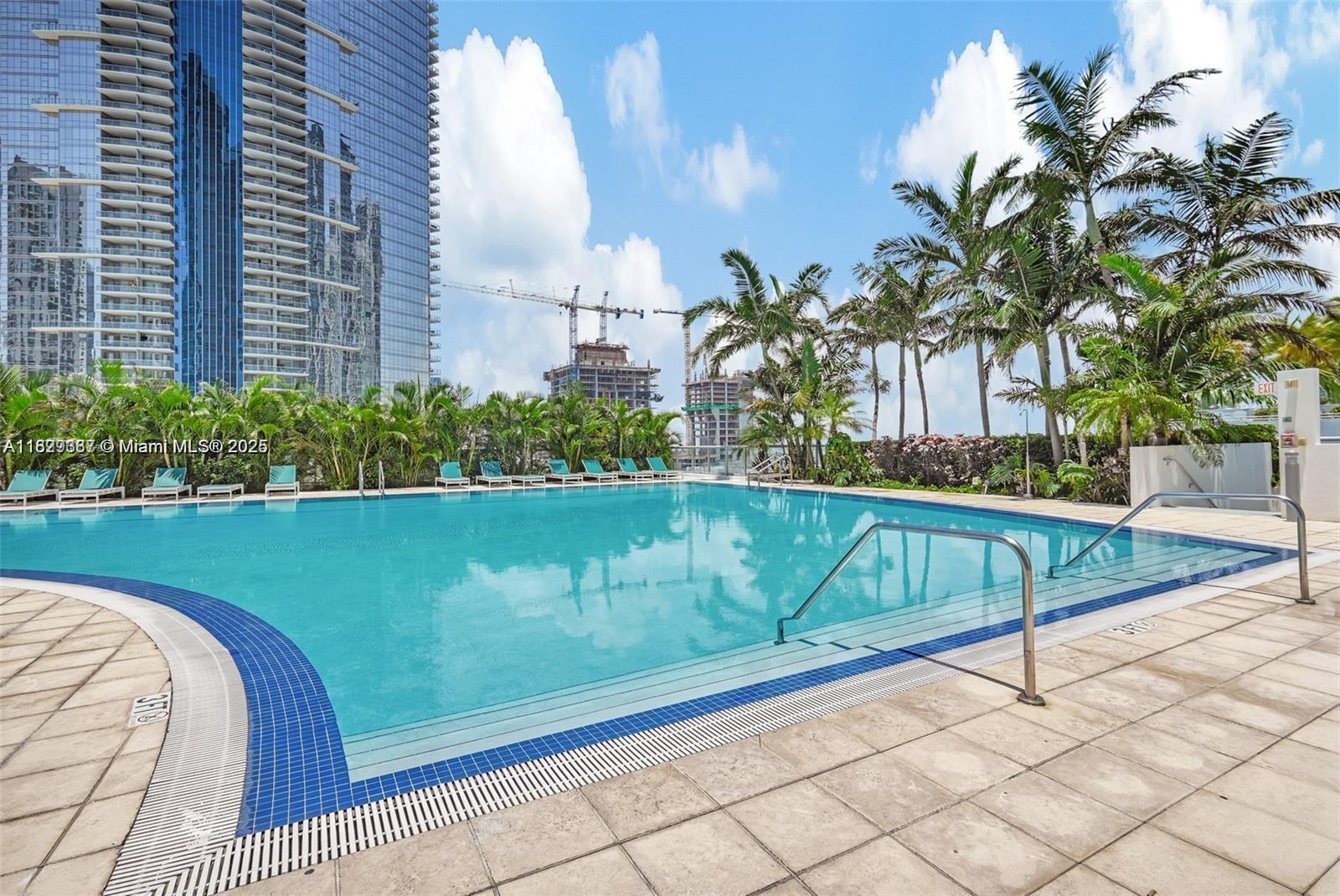 MARINABLUE CONDO - Residential