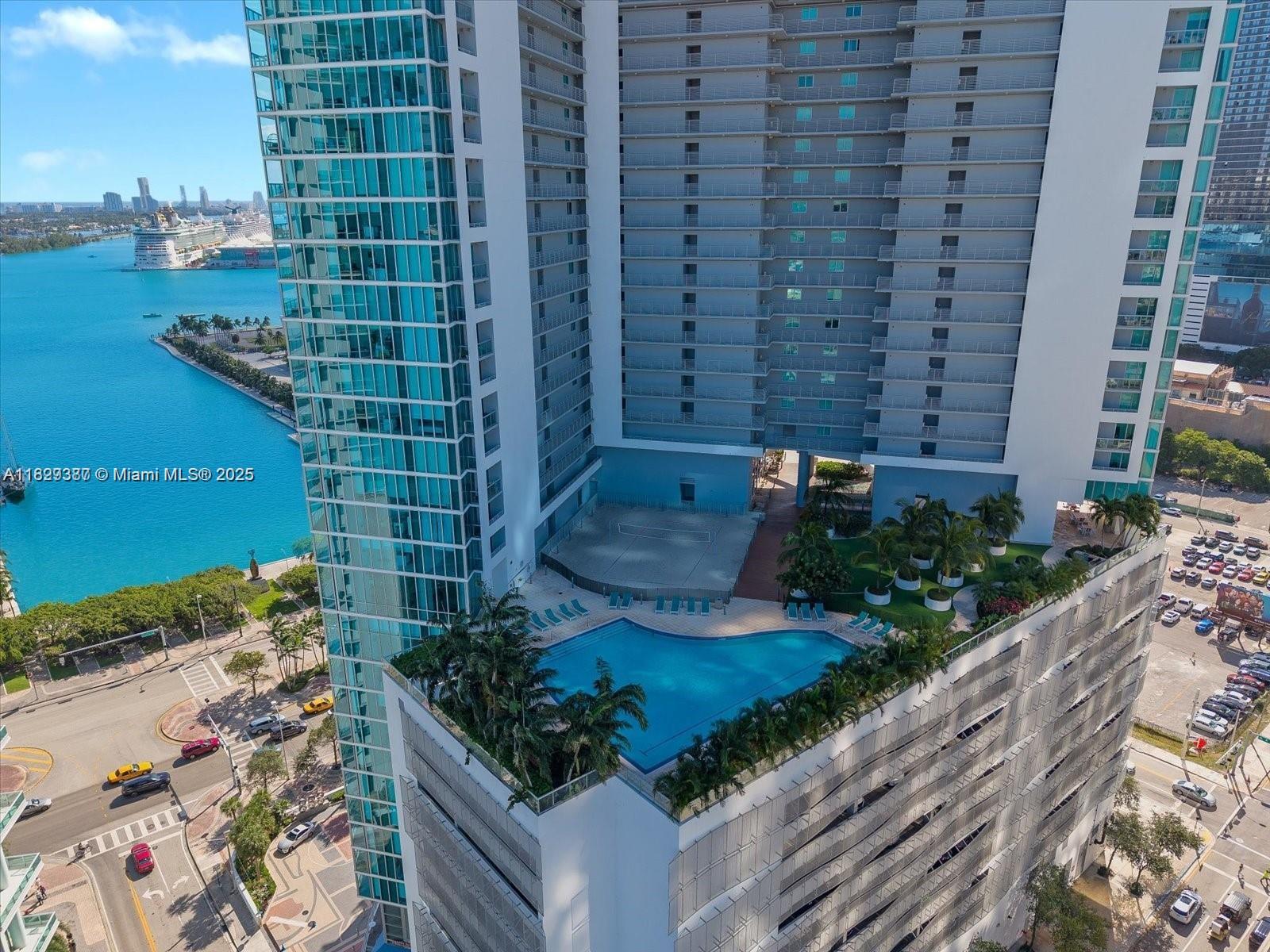You simply can’t beat the combination of panoramic views and unbeatable location at Marina Blue—perfectly situated in the heart of Downtown Miami, just steps from the Kaseya Center, Maurice A. Ferré Park, and the dynamic Miami Worldcenter. The building offers world-class, resort-style amenities including sunrise and sunset pools with jacuzzi, a state-of-the-art fitness and business center, sand volleyball court, BBQ area, and more. Enjoy peace of mind with 24-hour security, valet service, assigned covered parking, and additional storage. NO special assessments and the building is fully reserved. Seller is motivated—bring your offers!