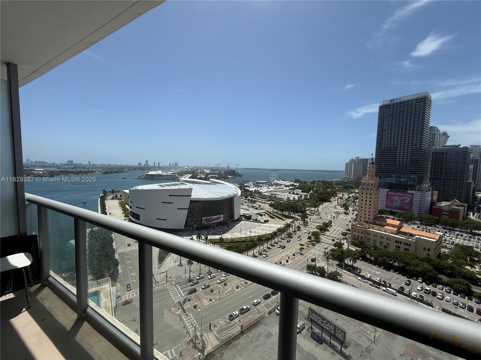 888 Biscayne Blvd 2201