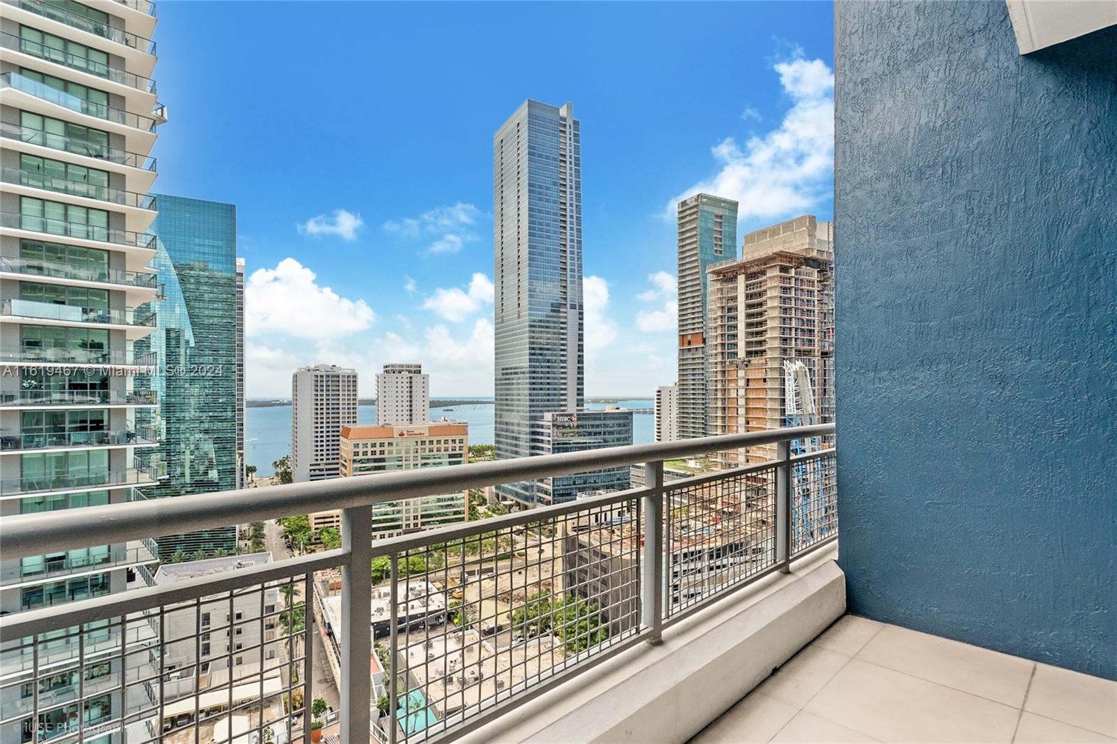 Property for Sale at 60 Sw 13th St 2004, Miami, Broward County, Florida - Bedrooms: 1 
Bathrooms: 2  - $425,000