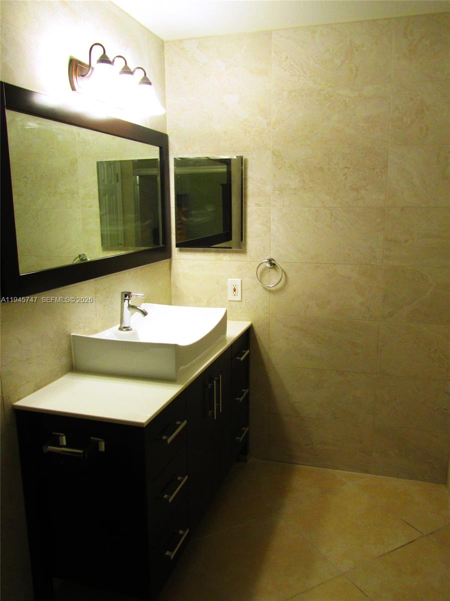 REFLECTIONS AT PEMBROKE - Residential