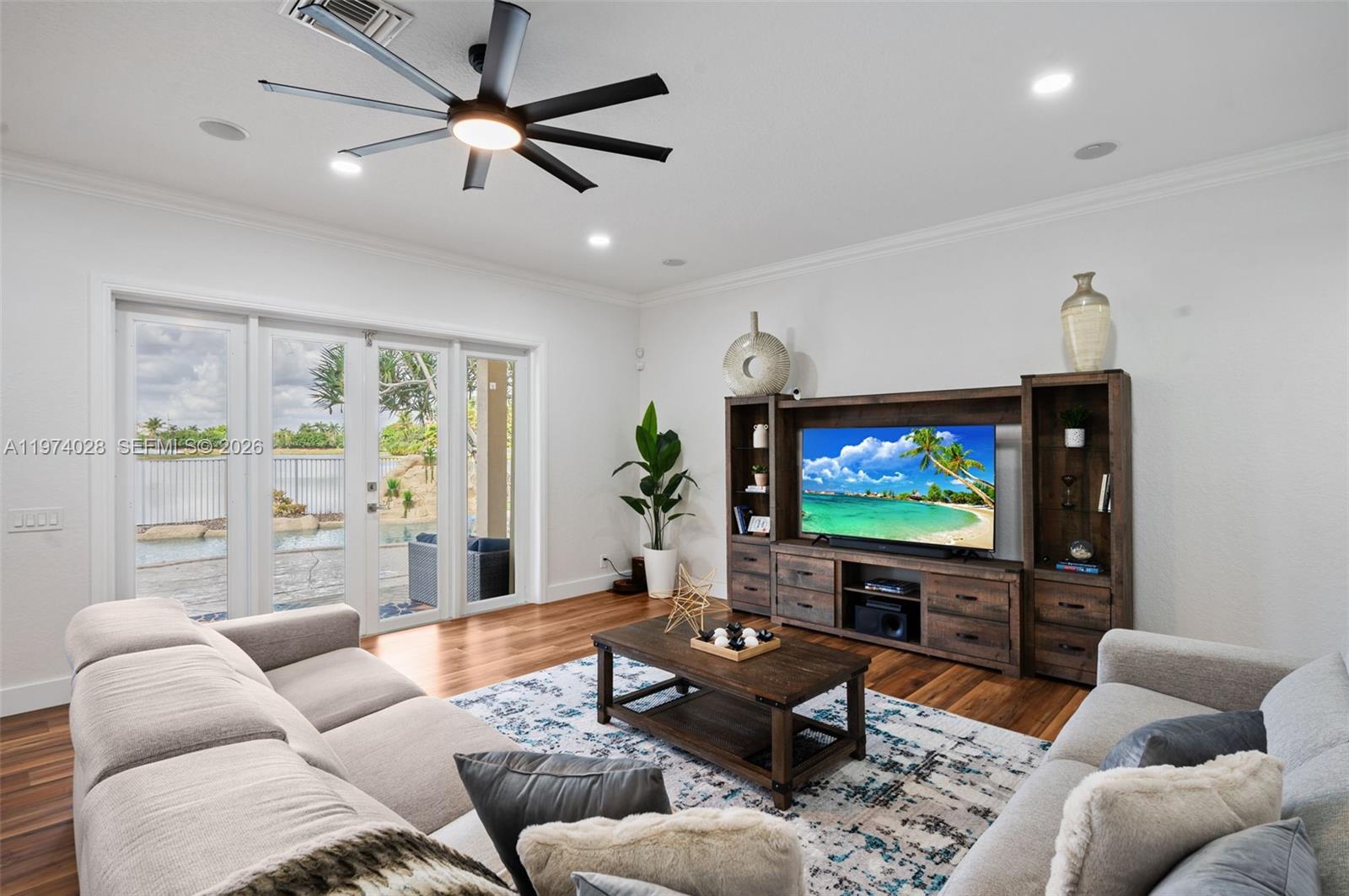 SECTOR 7-PARCEL W - Residential