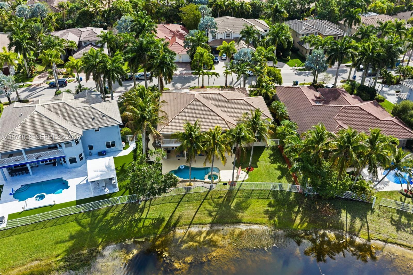 SECTOR 7-PARCEL W - Residential