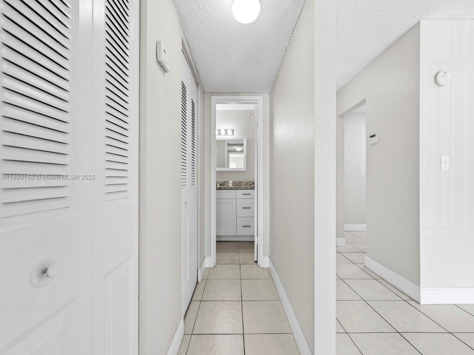 PUERTA DEL SOL CONDO - Residential Lease