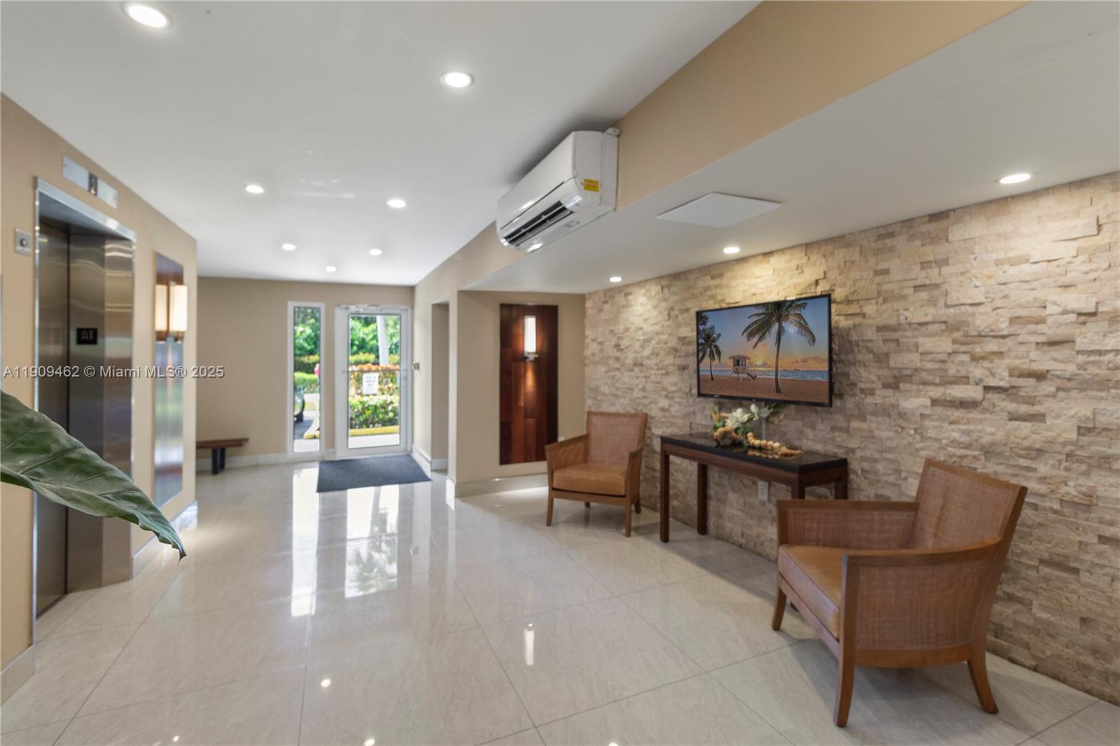 FAIRWAYS RIVIERA CONDO - Residential