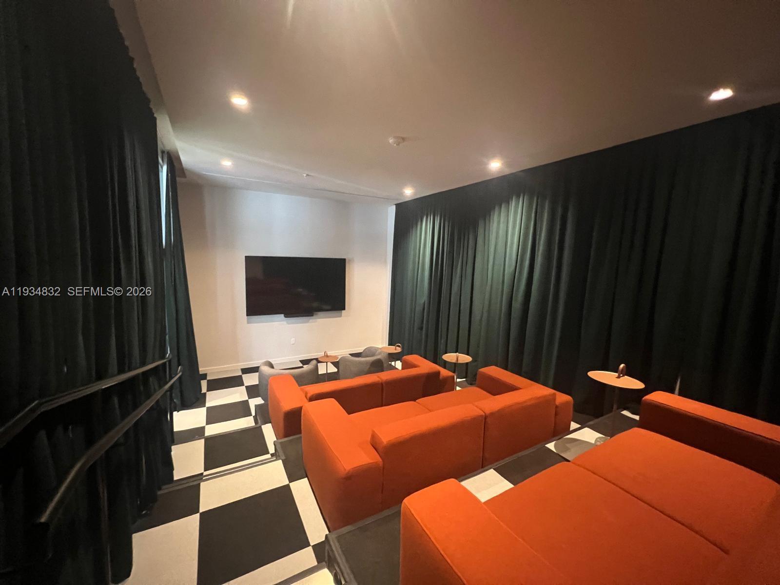 The Crosby - Residential