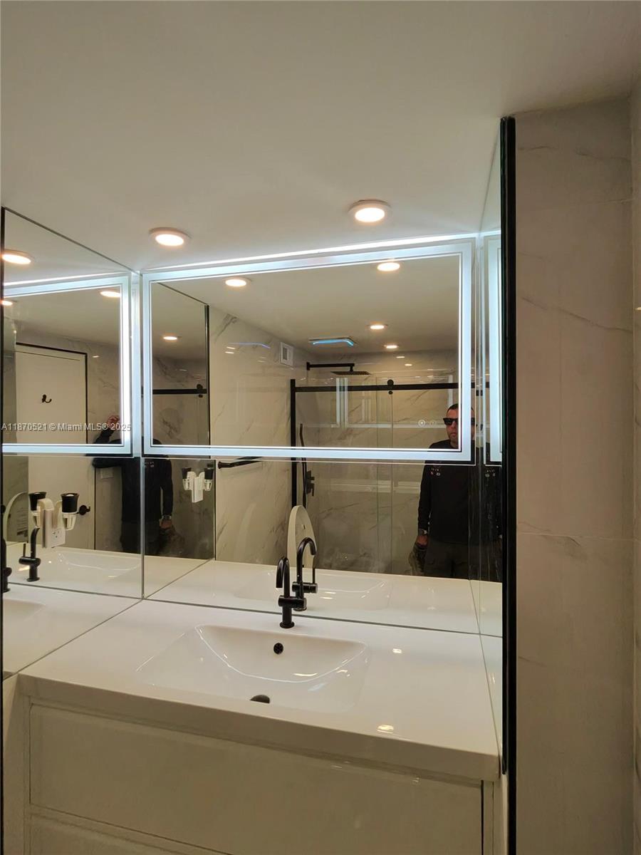 TRITON TOWER CONDO - Residential