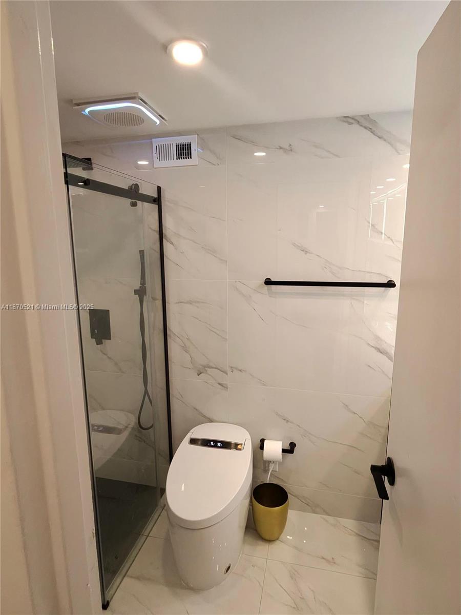 TRITON TOWER CONDO - Residential