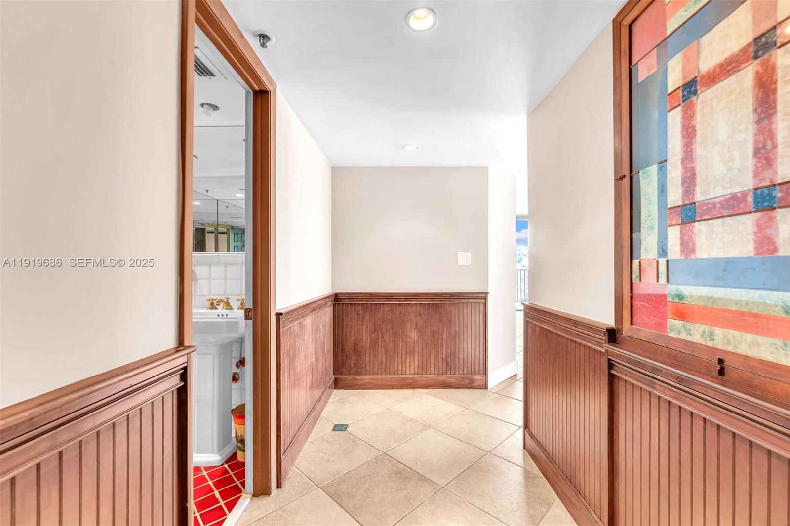 VENETIAN ISLE CONDO - Residential