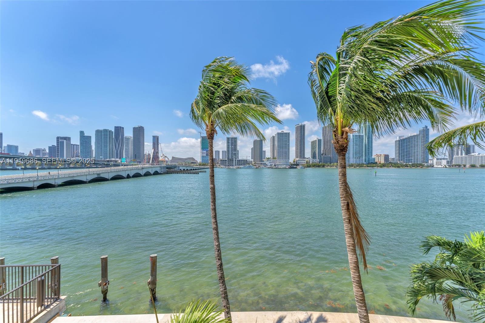 VENETIAN ISLE CONDO - Residential