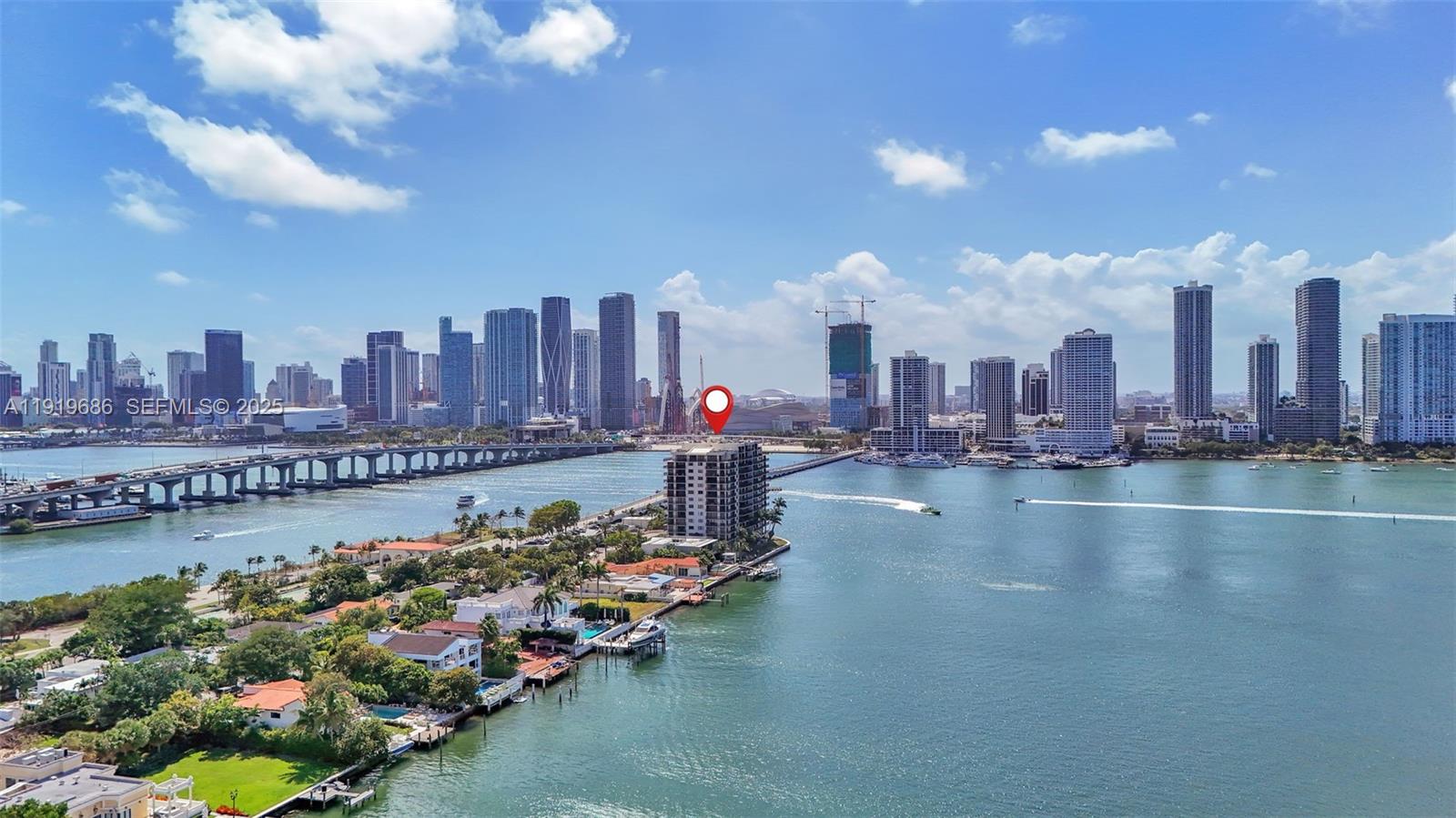 VENETIAN ISLE CONDO - Residential