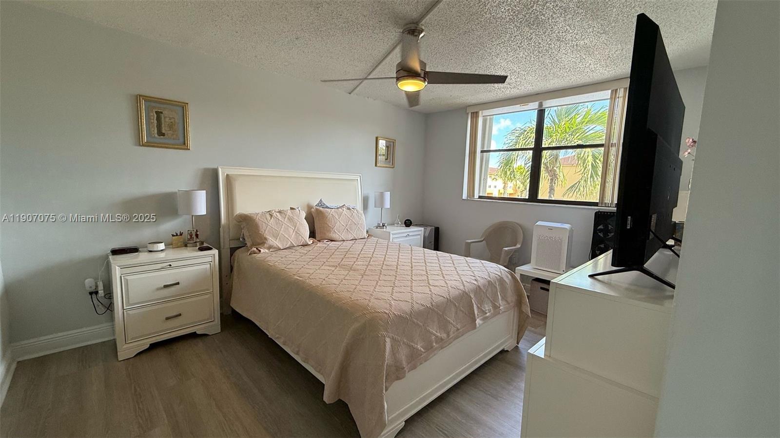 PEPPERMILL KENDALE LKS W - Residential