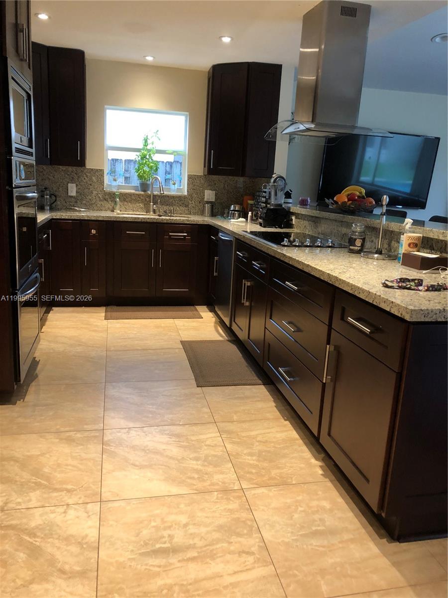 BOULEVARD WOODS WEST SEC - Residential