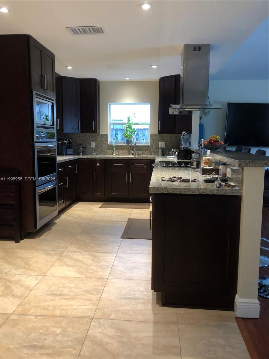 BOULEVARD WOODS WEST SEC - Residential