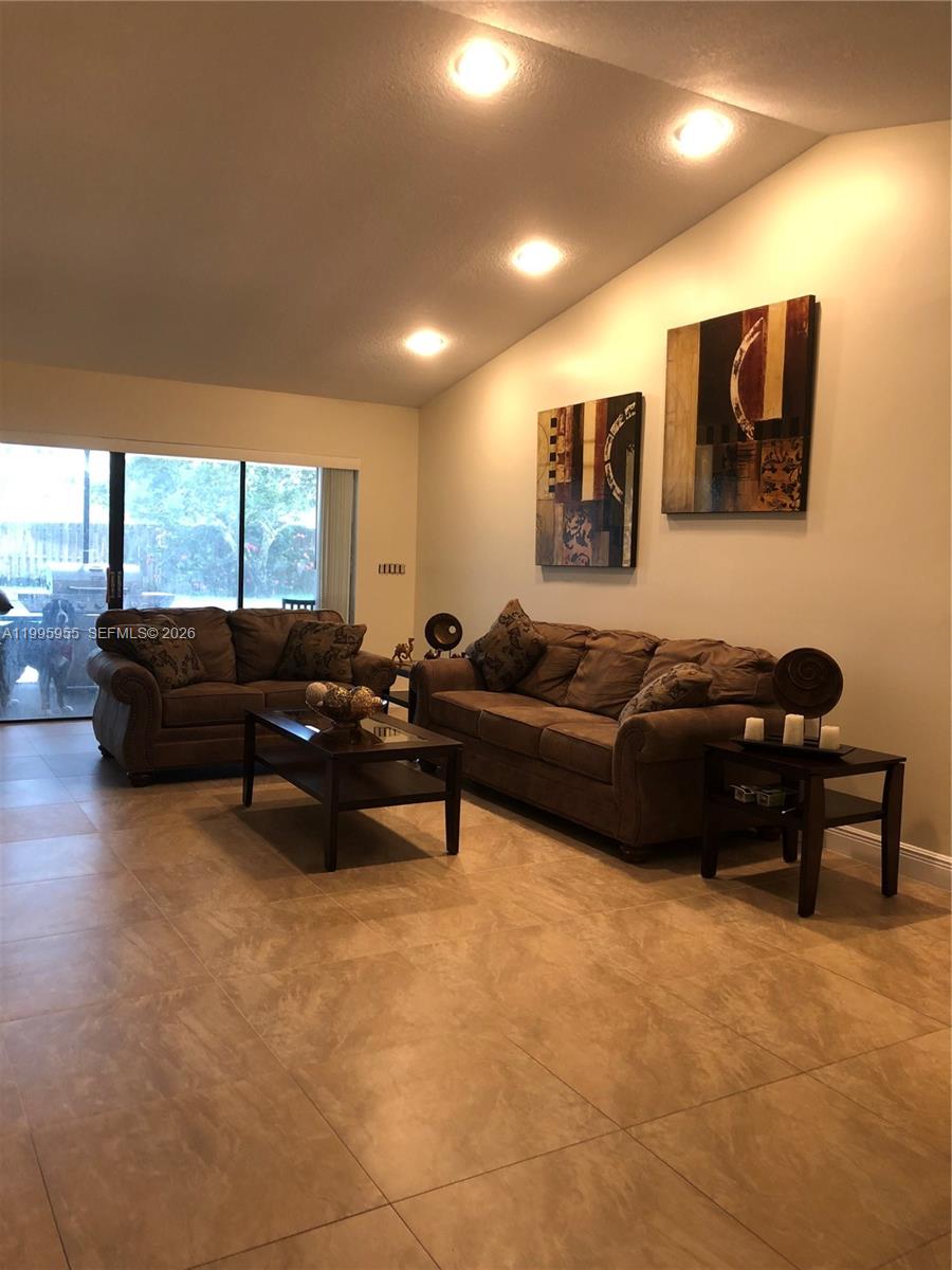 BOULEVARD WOODS WEST SEC - Residential