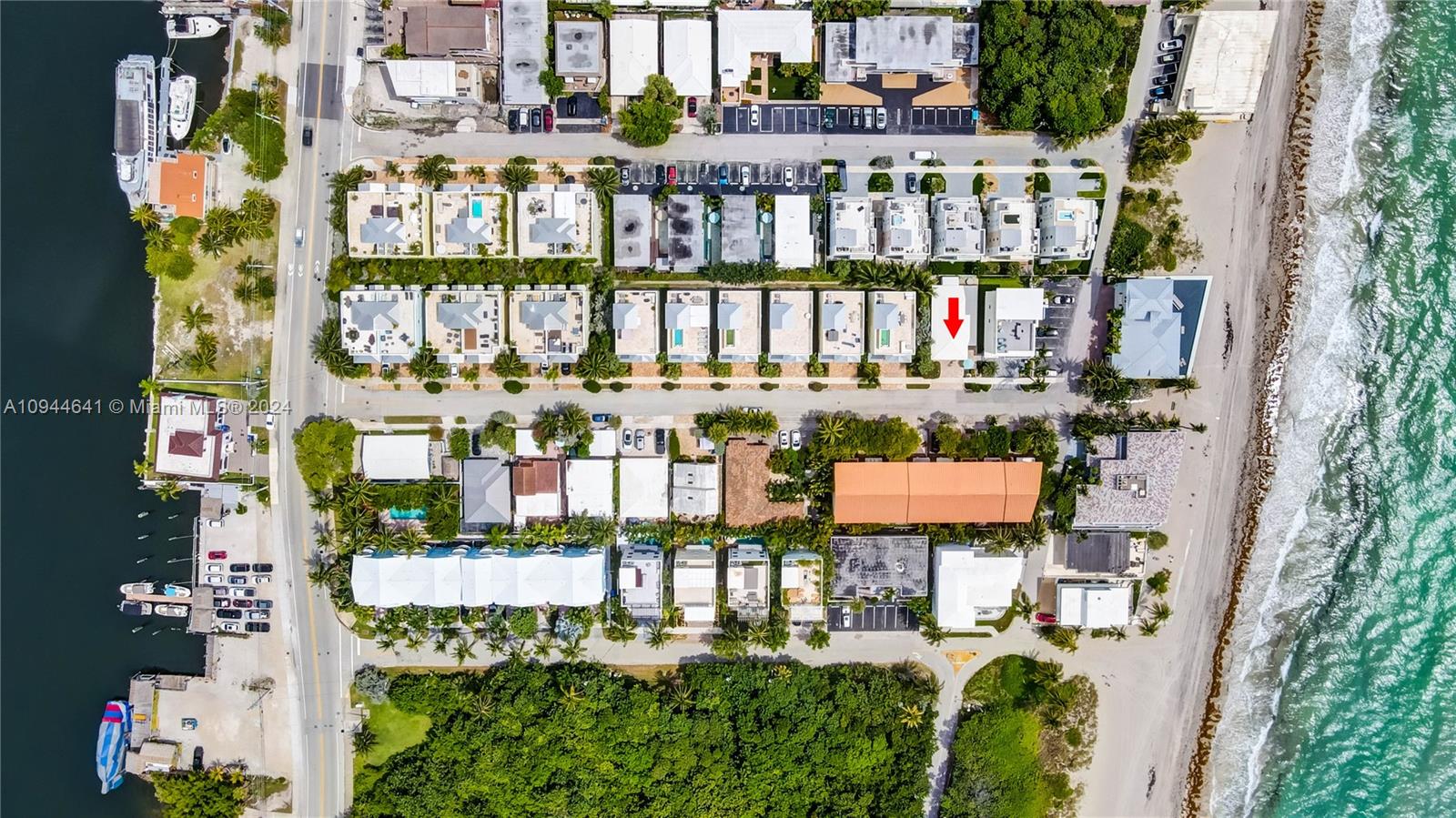 HOLLYWOOD CENTRAL REACH - Residential Lease