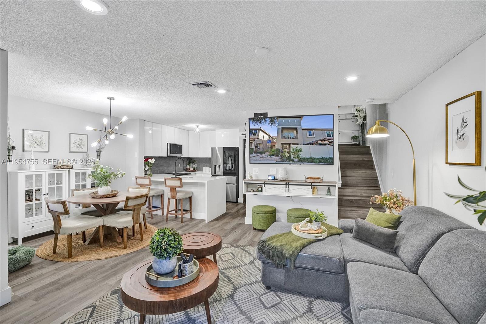 SOMERSET FOUR REPLAT - Residential