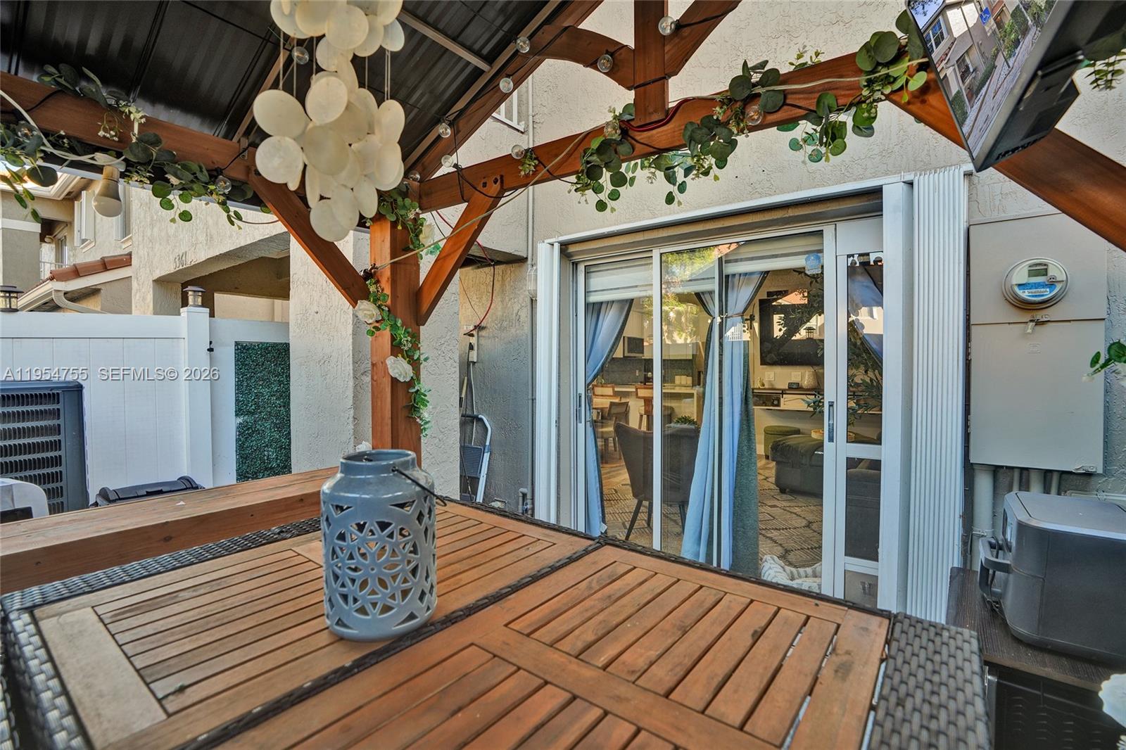 SOMERSET FOUR REPLAT - Residential