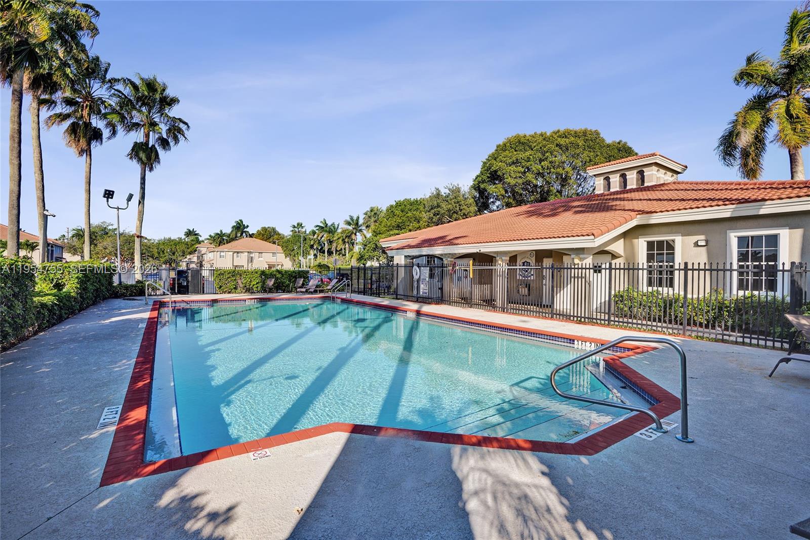 SOMERSET FOUR REPLAT - Residential