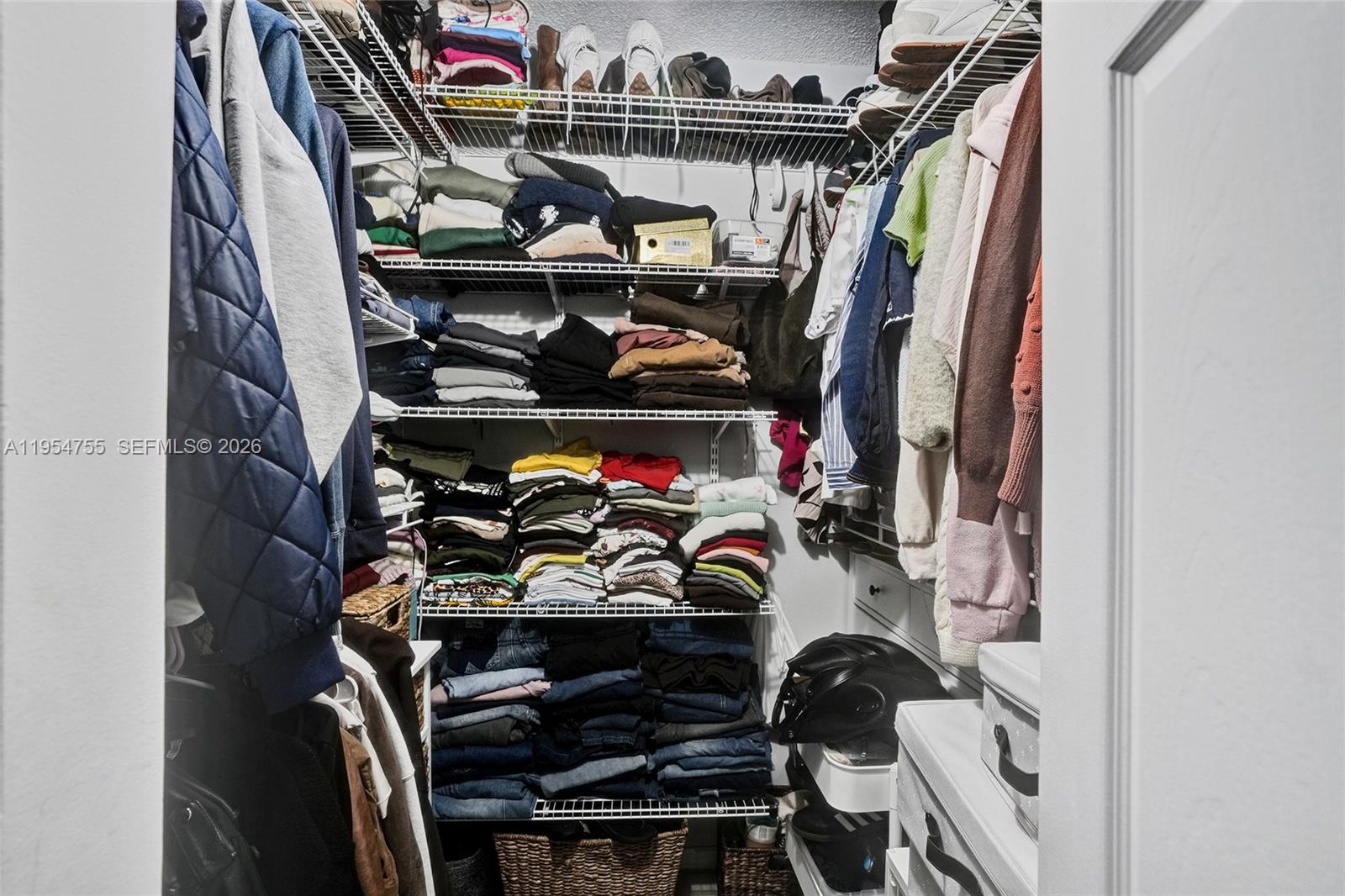 SOMERSET FOUR REPLAT - Residential