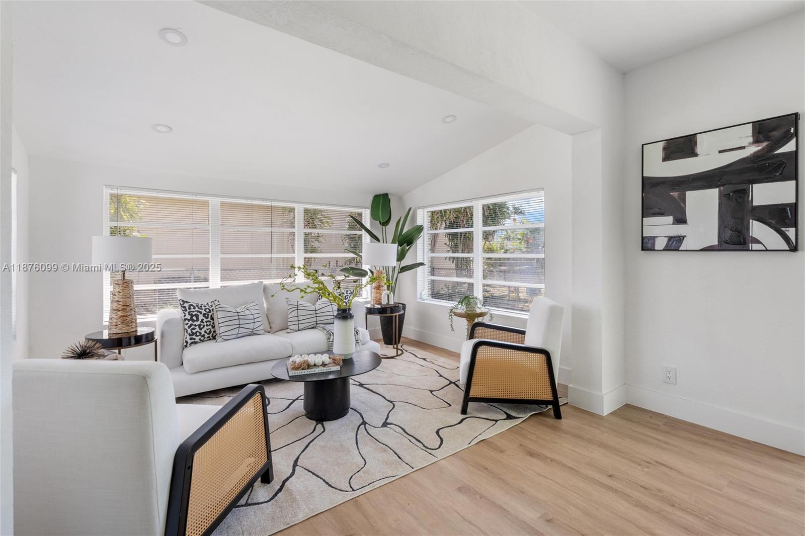 PARK ROAD MANOR - Residential