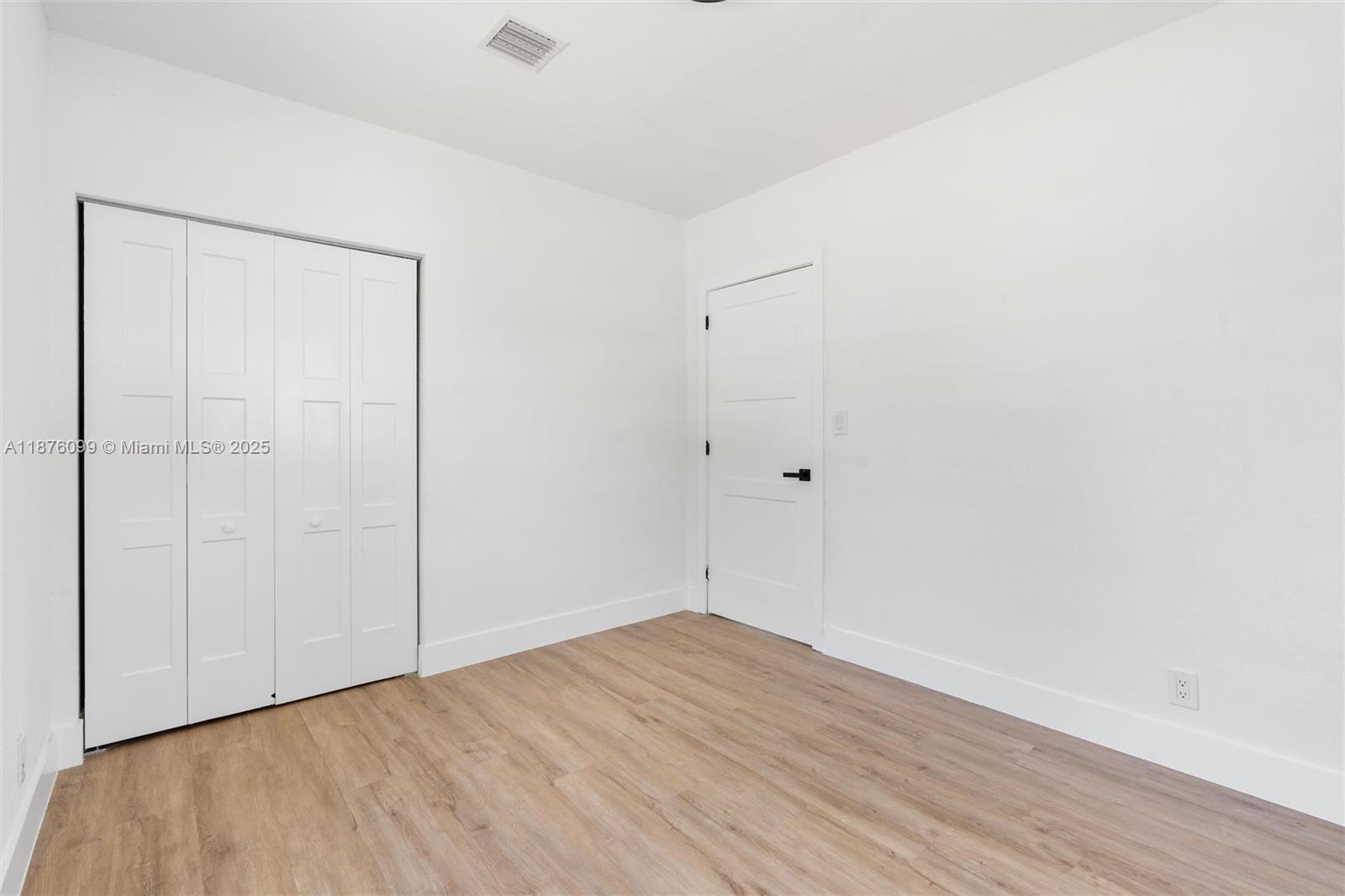 PARK ROAD MANOR - Residential