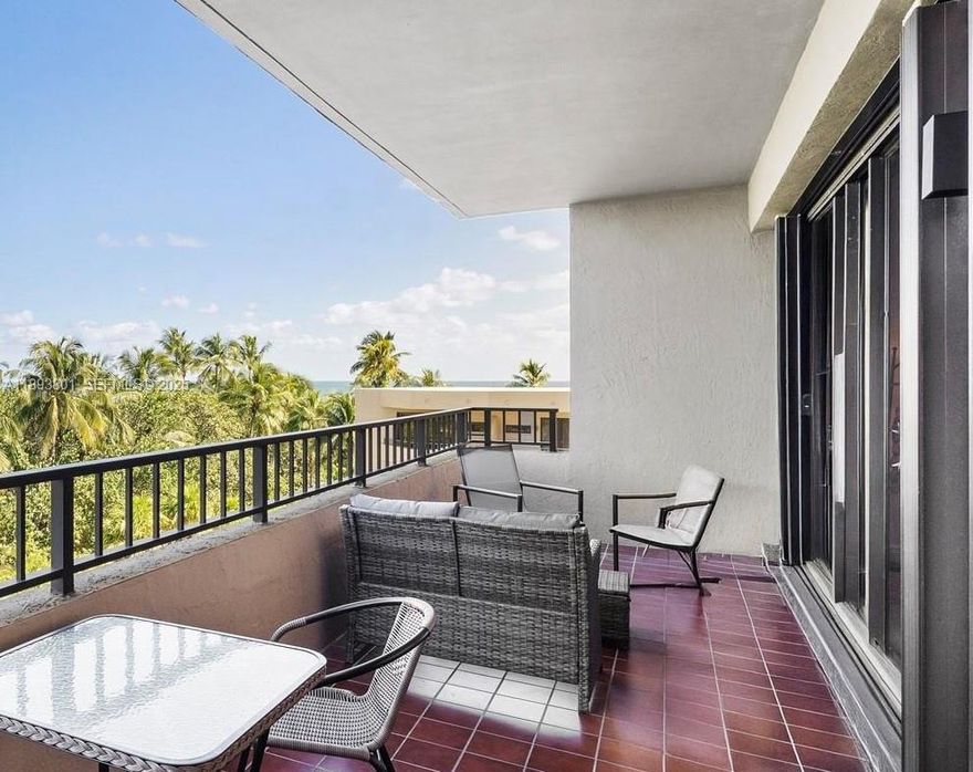 Enjoy the exclusive Key Biscayne Island lifestyle. Elegant 2BD/2BA at Oceansound in Key Colony. Bright layout with both bedrooms opening to a spacious balcony showcasing beautiful north-facing ocean views. Assigned covered parking + complimentary valet. Resort amenities include oceanfront pool with gazebo dining, gym, tennis courts, playground, party room, beach service w/ umbrellas & chairs, and on-site snack bar/restaurant. Flexible rental: min. 3 months, up to 4x/year.  Easy to show.