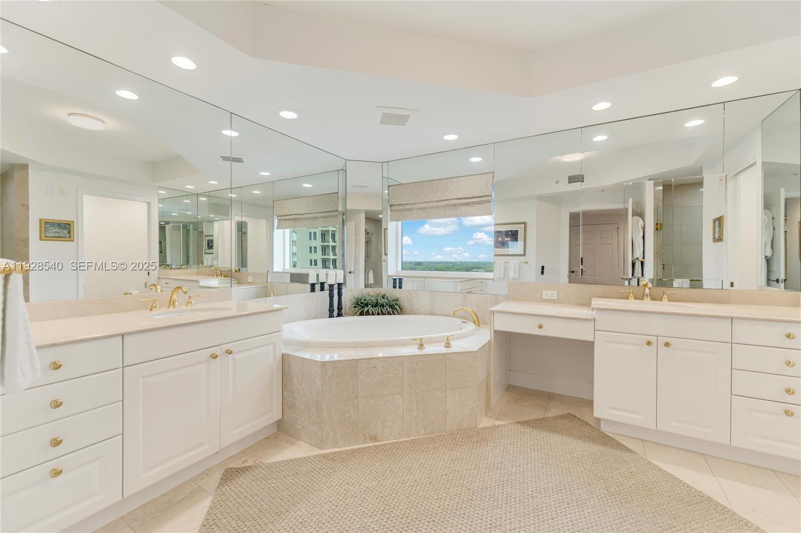 VERONA AT DEERING BAY CON - Residential Lease