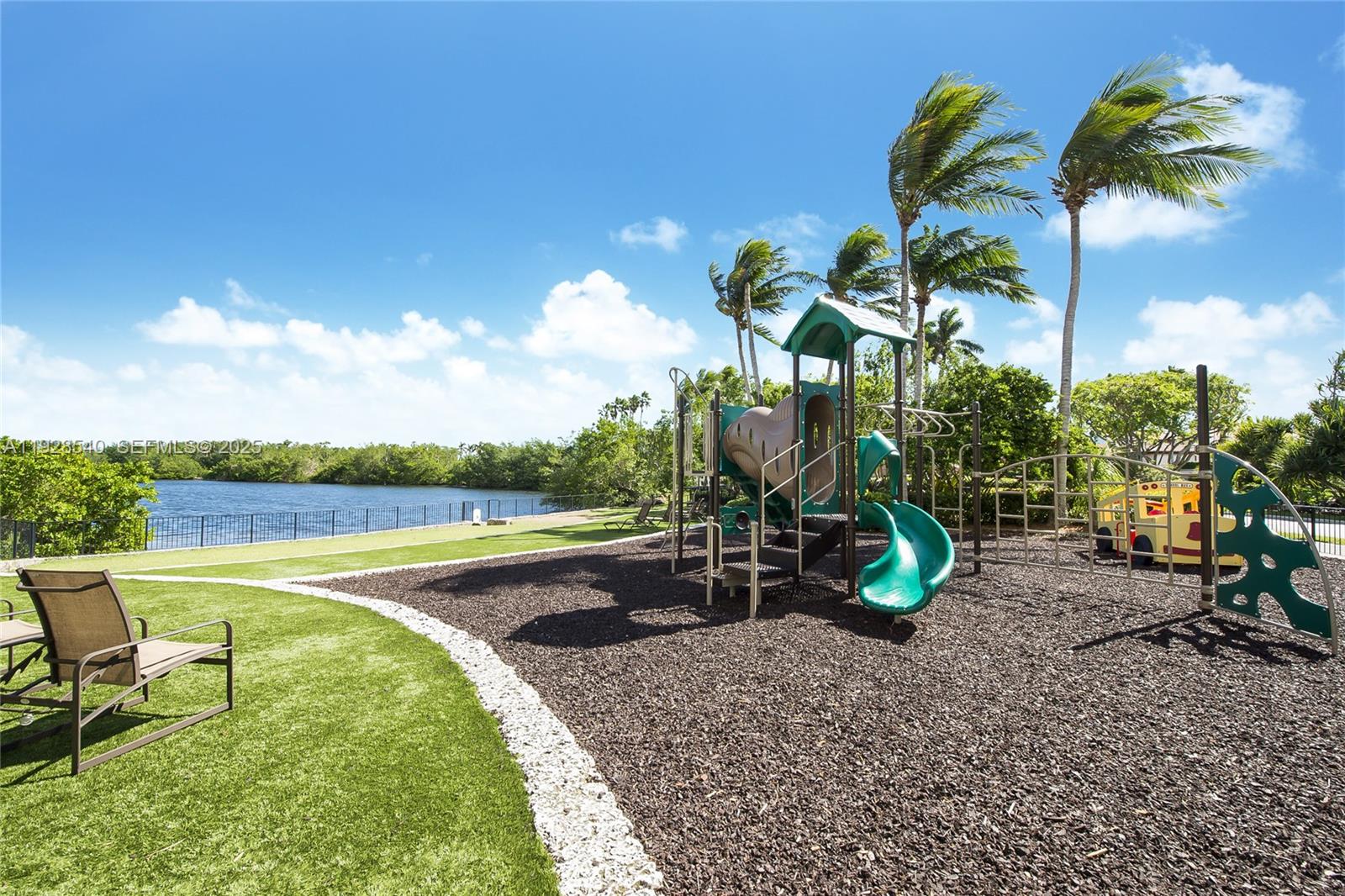 VERONA AT DEERING BAY CON - Residential Lease