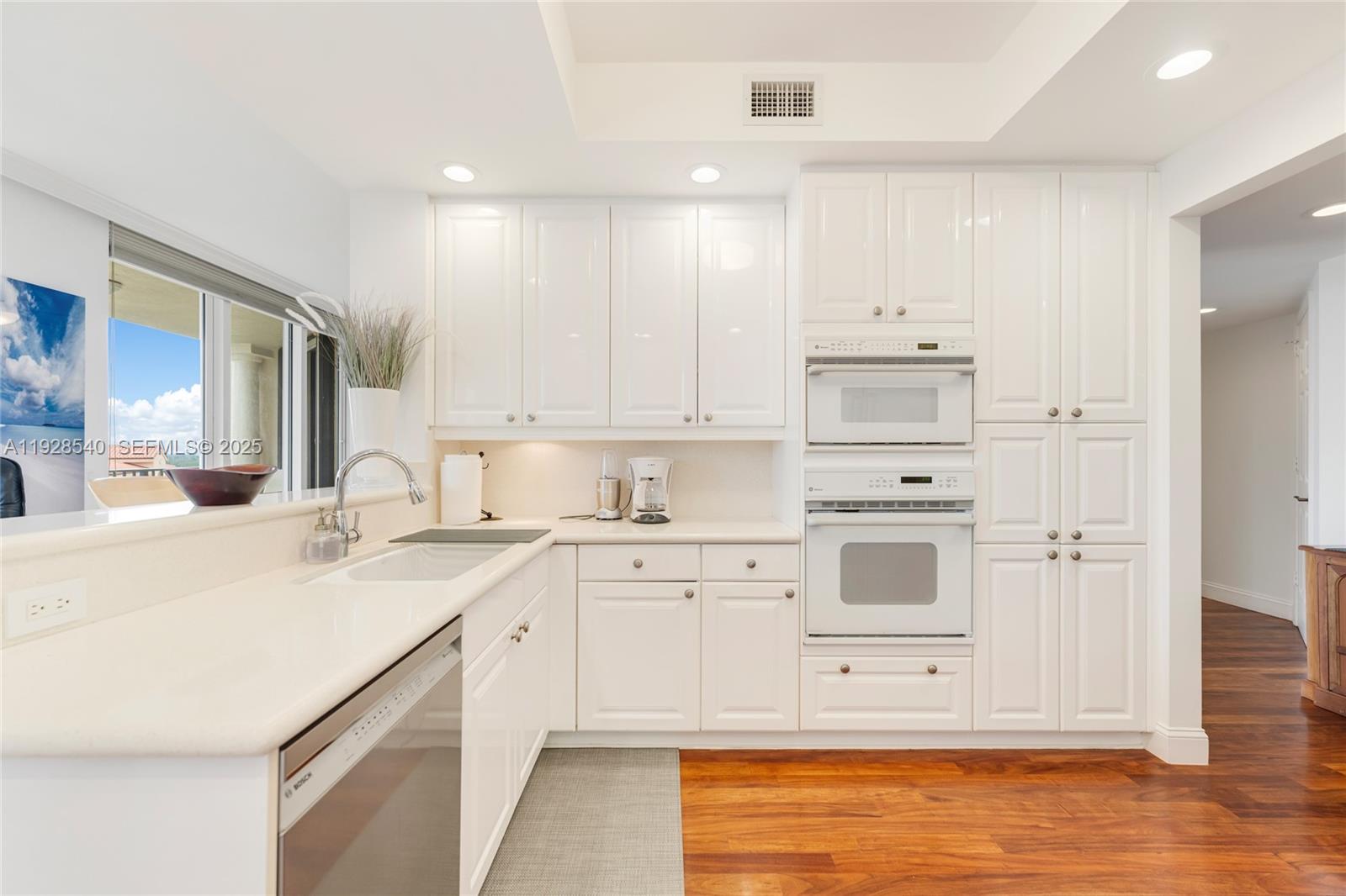 VERONA AT DEERING BAY CON - Residential Lease