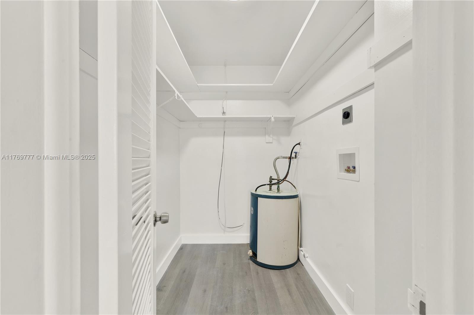 ROYAL PLAZA CONDO - Residential