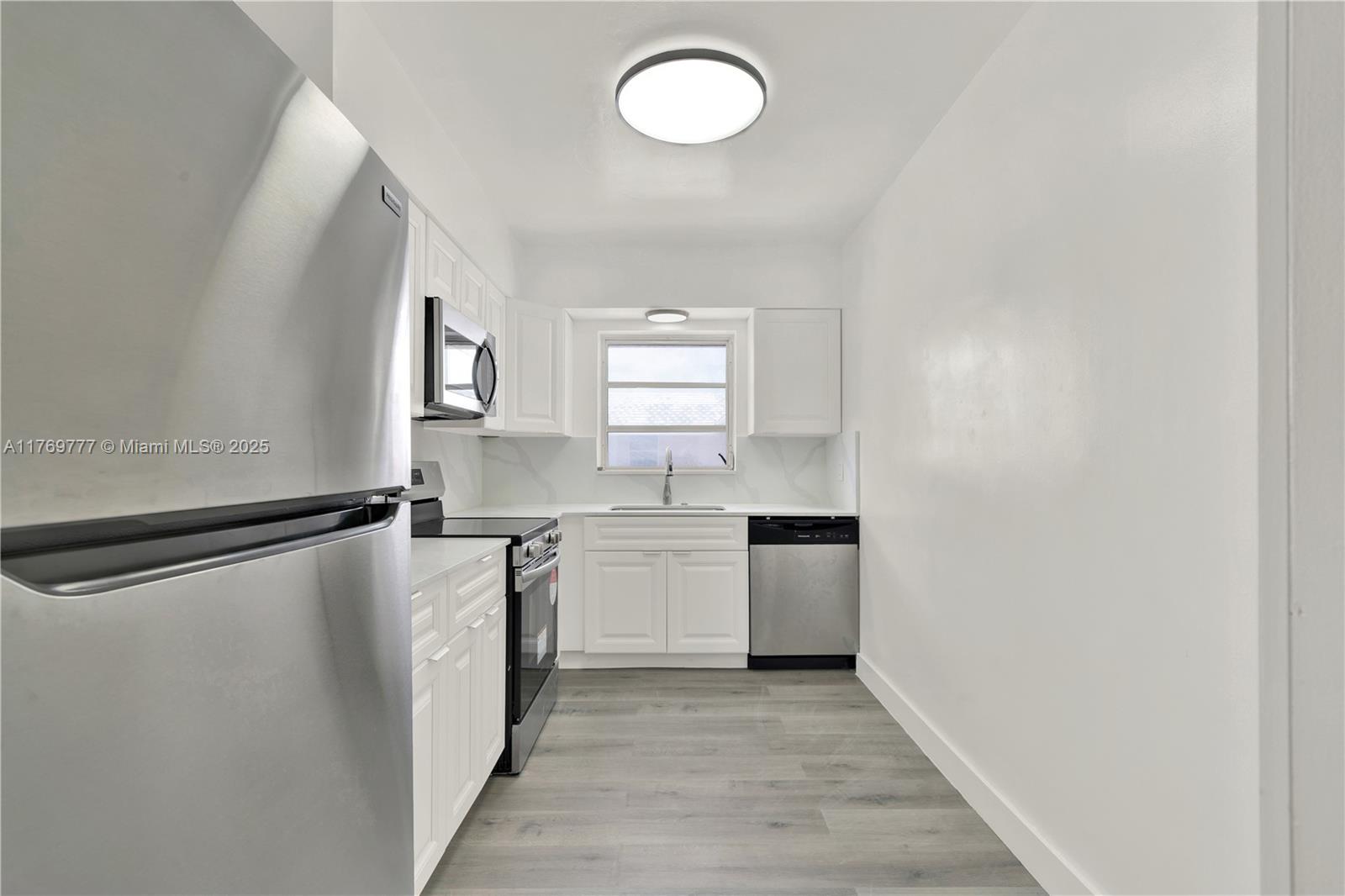 ROYAL PLAZA CONDO - Residential