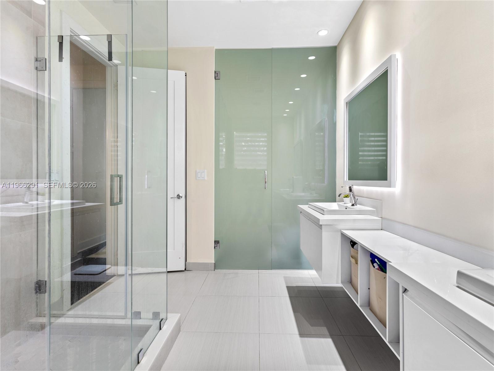 LANDMARK AT DORAL - Residential