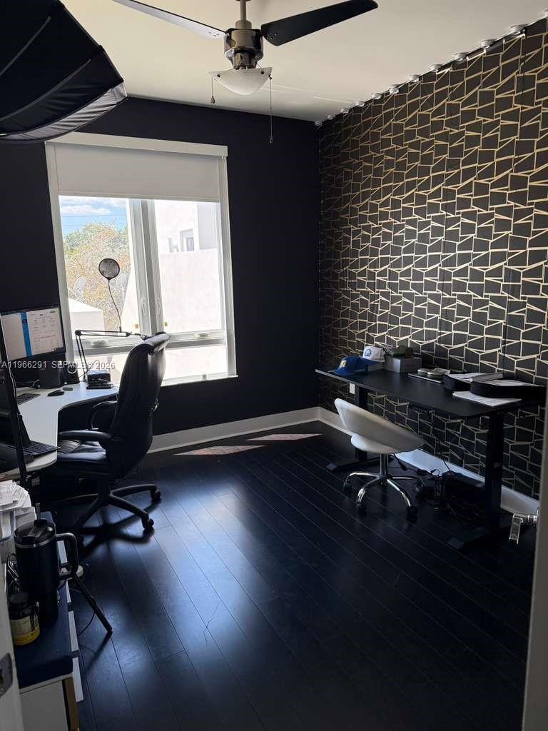 LANDMARK AT DORAL - Residential