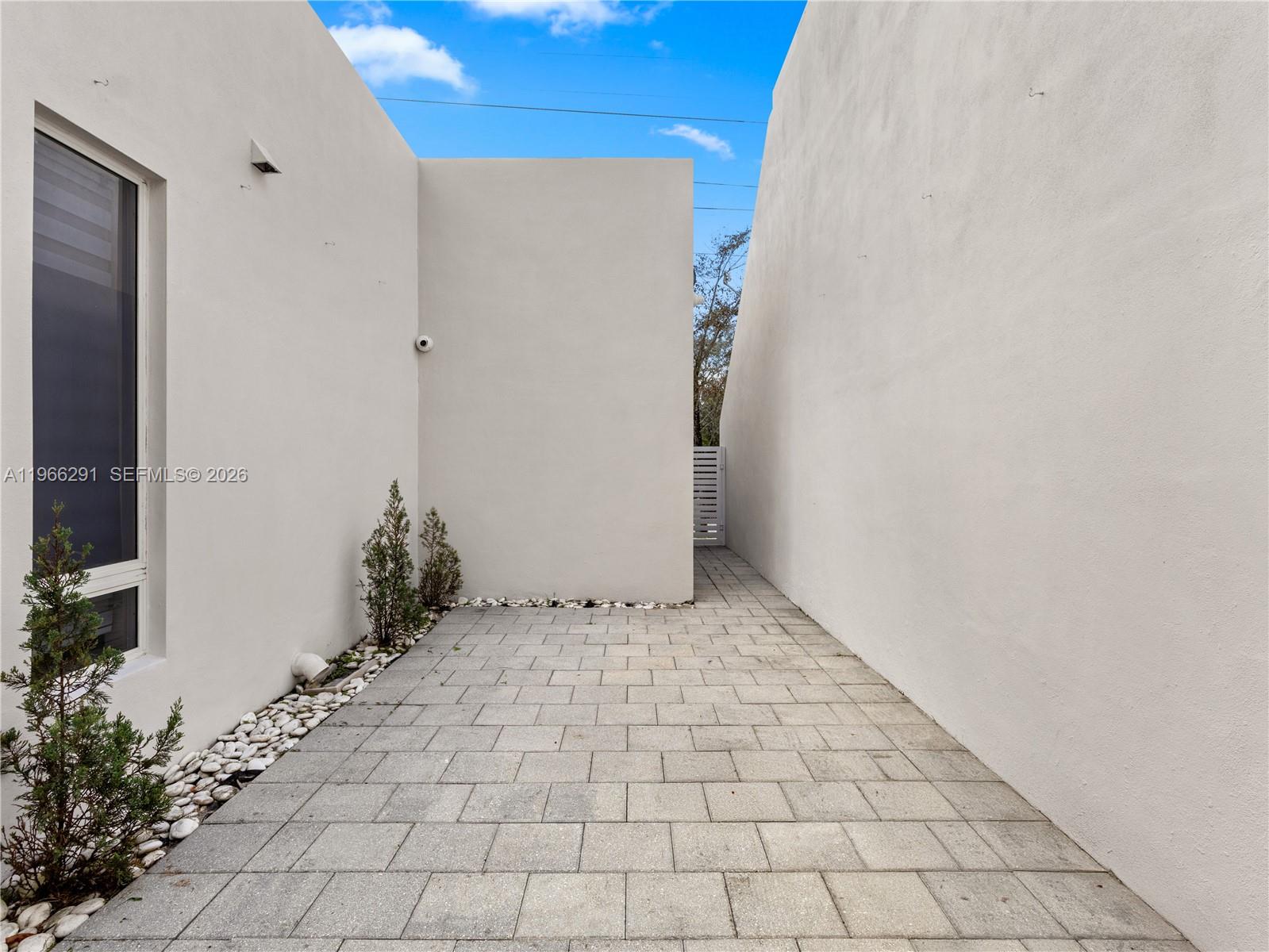 LANDMARK AT DORAL - Residential