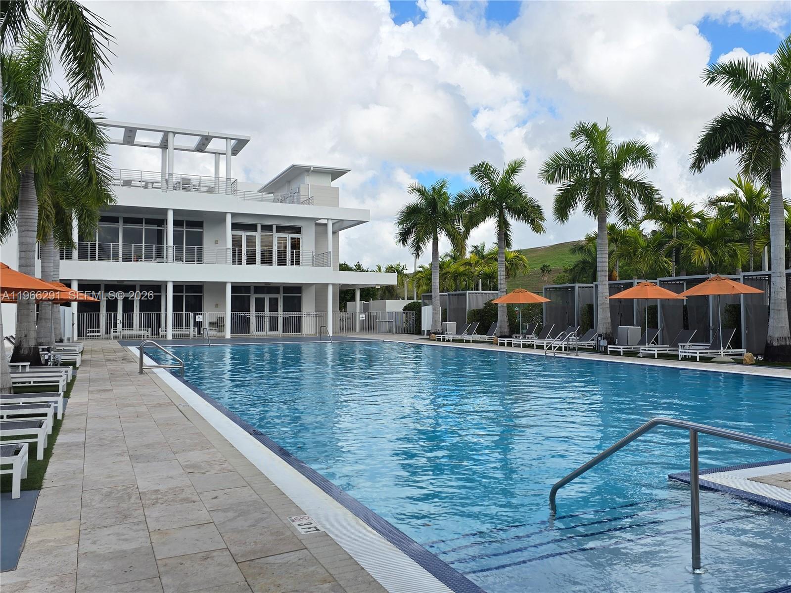 LANDMARK AT DORAL - Residential