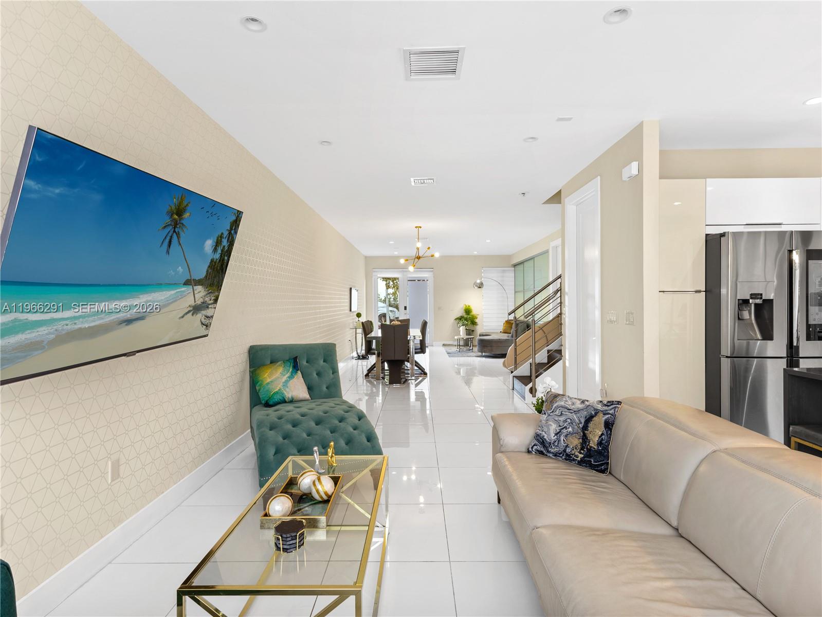 LANDMARK AT DORAL - Residential