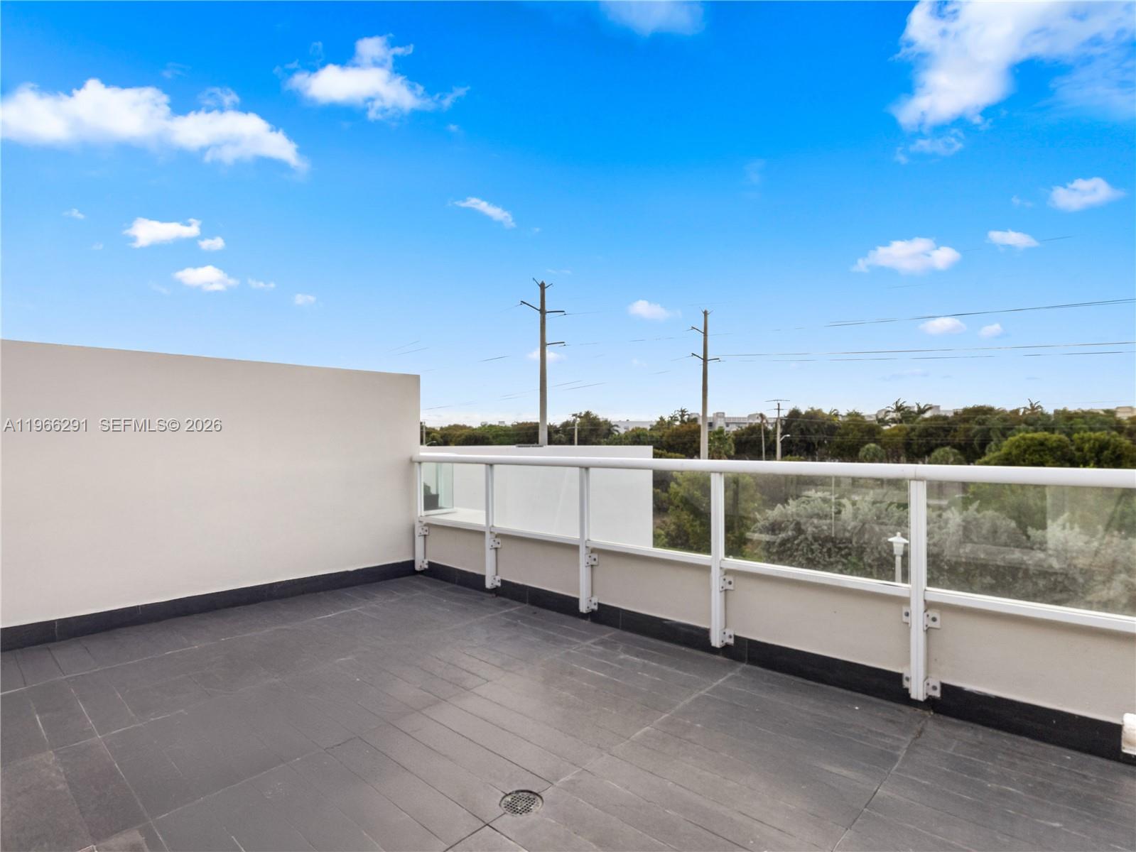 LANDMARK AT DORAL - Residential