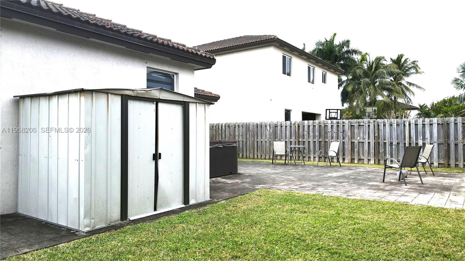 HEMINGWAY POINT - Residential